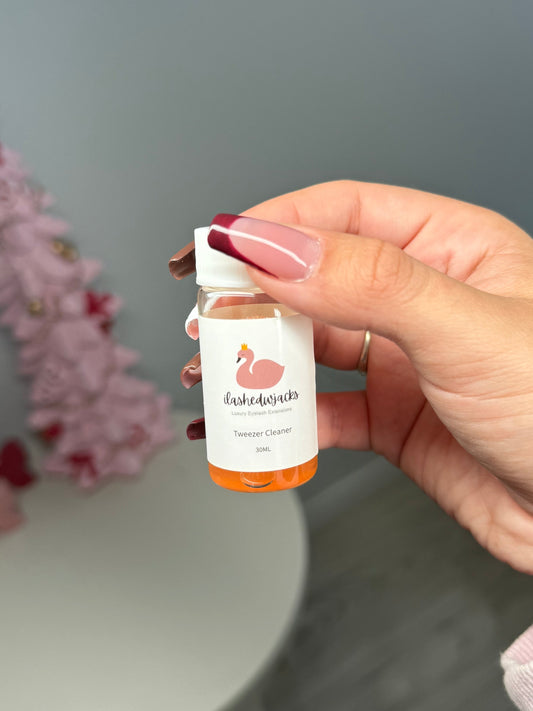 Tweezer Cleaner