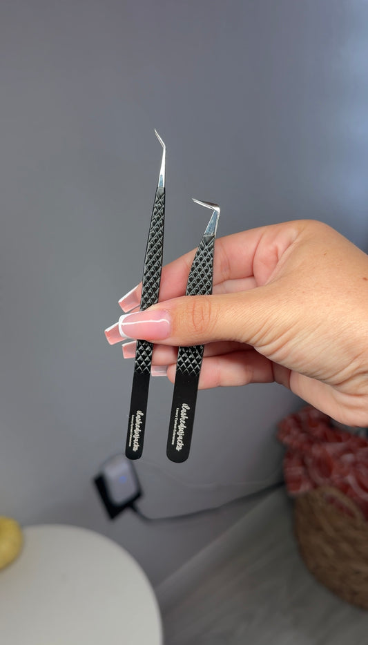 Jet Black Tweezers